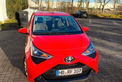 Toyota Aygo (X) 143.000 km 8.500 &euro; Bremen 28209