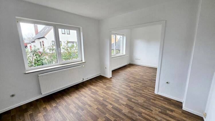 Doppelhaushälfte Grasberg - 9 Zimmer, 180 m&sup2;, 299.000&euro; | Angebot:25998715