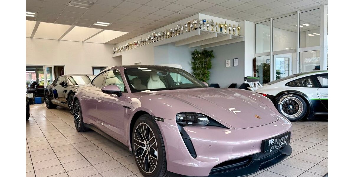 Porsche Taycan 9.875 km 74.590 &euro; Stuhr-Bremen 28816