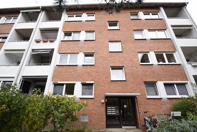 Gemütliche ETW + EBK + Balkon direkt am Sodenmattsee sehr gepflegter Zustand für 1 Pärchen mit 1 Kind - Etagenwohnung Bremen / Huchting Huchting | Angebot:24212722