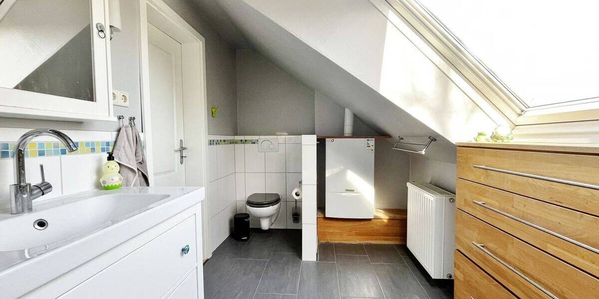 Etagenwohnung Bremen Sebaldsbrück - 4 Zimmer, 109 m&sup2;, 279.000&euro; | Angebot:26118101