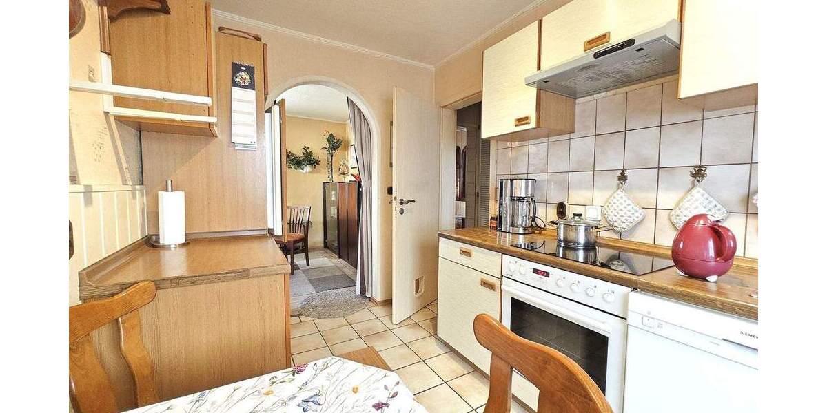 Mehrfamilienhaus, Wohnhaus Bremen Burg-Grambke - 6 Zimmer, 150 m&sup2;, 295.000&euro; | Angebot:25821544