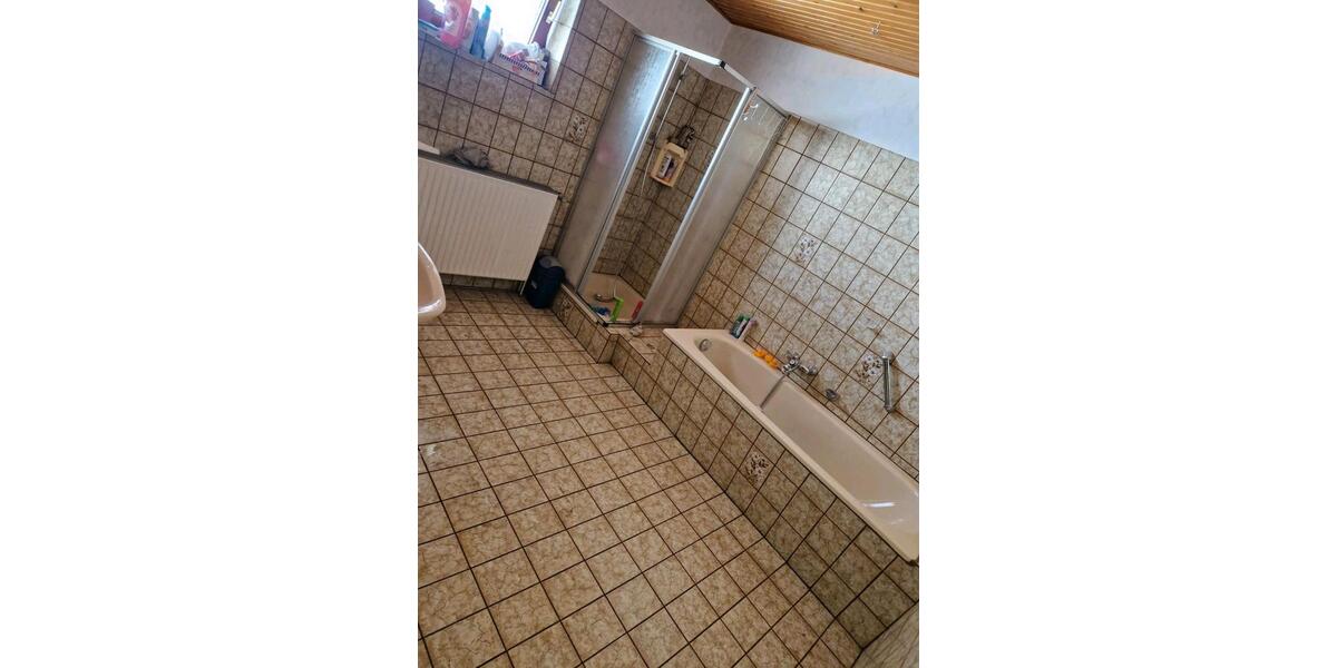 Etagenwohnung Delmenhorst Bungerhof - 4 Zimmer, 95 m&sup2;, 850&euro; | Angebot:26269914