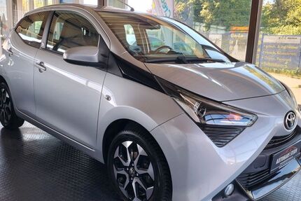 Toyota Aygo (X) 74.600 km 10.400 &euro; Bremen 28201
