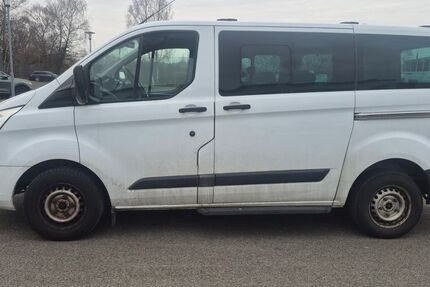 Ford Tourneo Custom 220.000 km 12.900 &euro; Achim 28832