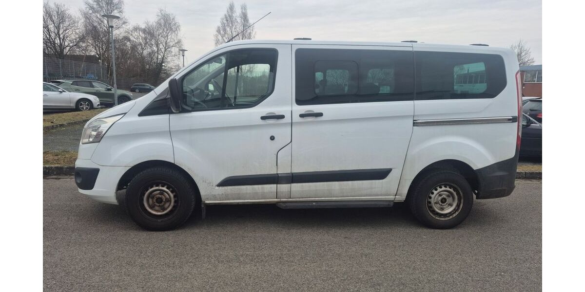 Ford Tourneo Custom 220.000 km 12.900 &euro; Achim 28832