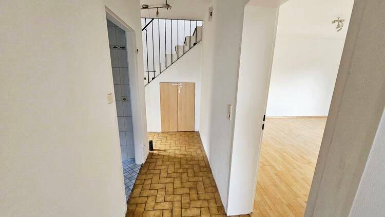 Doppelhaushälfte Grasberg - 9 Zimmer, 180 m&sup2;, 299.000&euro; | Angebot:25998715
