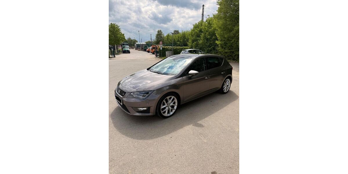 Seat Leon 154.344 km 11.999 &euro; Bremen 28213