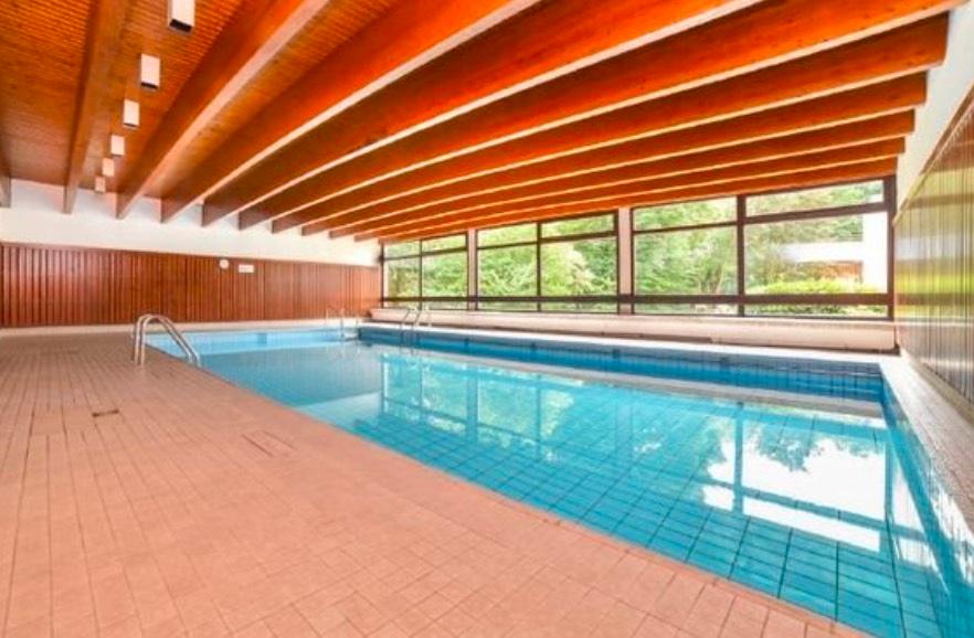 5% Rendite! Vermietete 2-Zi.-Whg. mit Schwimmbad u. Sauna 2 zimmer