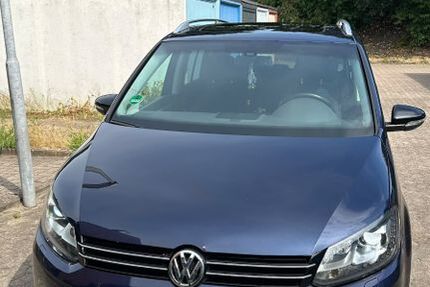 VW Touran 190.000 km 10.500 &euro; Bremen 28719