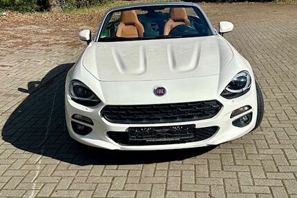 Fiat 124 Spider 56.416 km 16.500 &euro; Lilienthal 28865