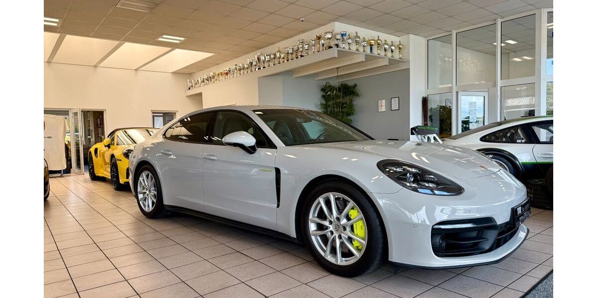 Porsche Panamera 58.567 km 86.850 &euro; Stuhr-Bremen 28816