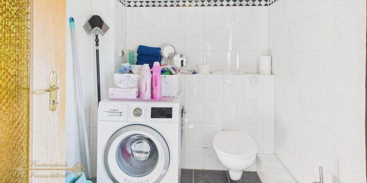 Mehrfamilienhaus, Wohnhaus Lilienthal Frankenburg - 6 Zimmer, 157 m&sup2;, 259.000&euro; | Angebot:25818919