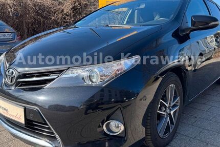 Toyota Auris 73.000 km 10.500 &euro; Bremen 28215
