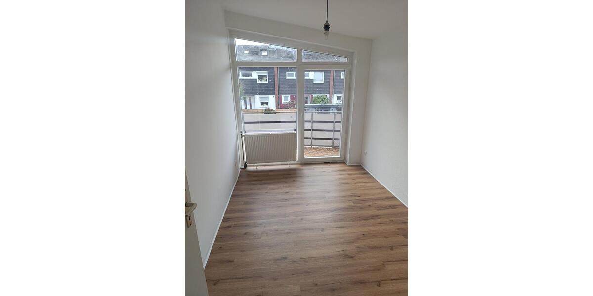 Reihenhaus Syke - 4 Zimmer, 94 m&sup2;, 990&euro; | Angebot:25421250