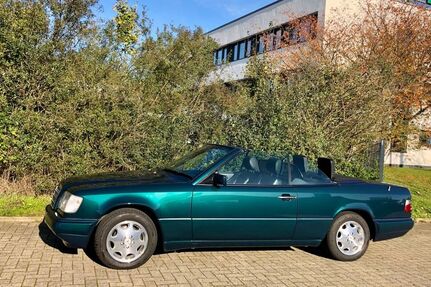 Mercedes 220