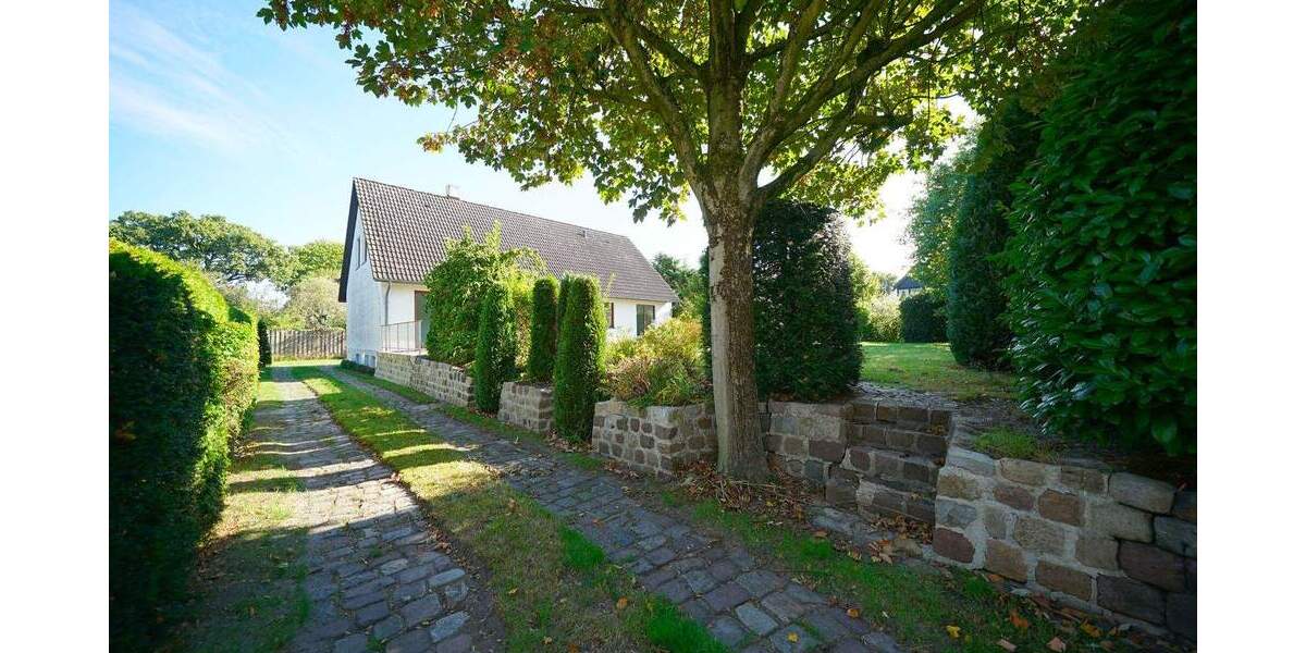 Einfamilienhaus Bremen Oberneuland - 4 Zimmer, 129 m&sup2;, 550.000&euro; | Angebot:25669645