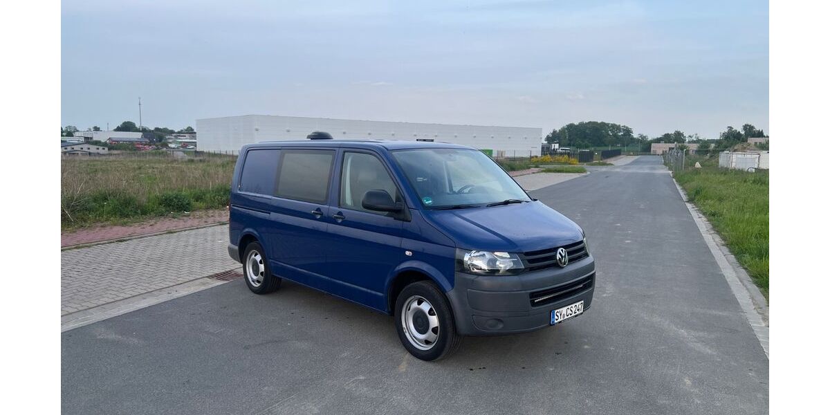 VW T5 Transporter 561.000 km 6.200 &euro; Bassum 27211