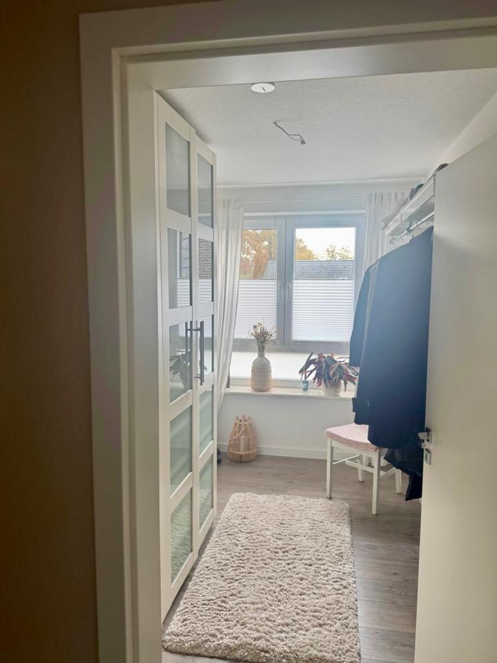 Stilvolle, helle 3,5-Zimmer Wohnung mit EBK & großem Balkon zimmer