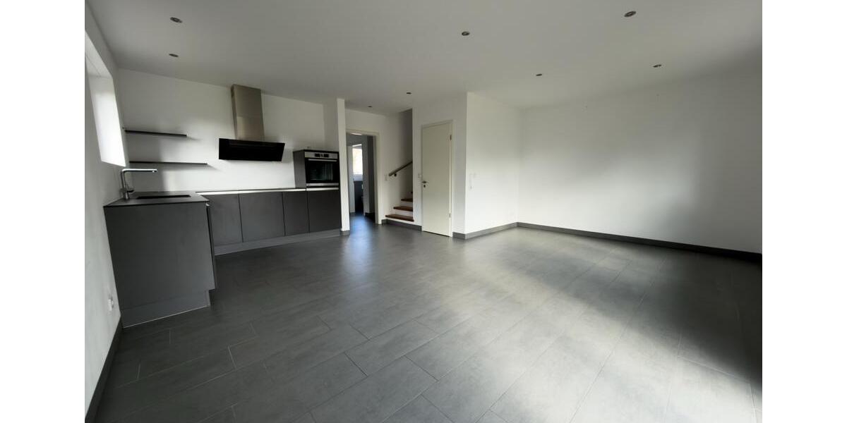 Doppelhaushälfte Tarmstedt - 3 Zimmer, 100 m&sup2;, 1.350&euro; | Angebot:26046984