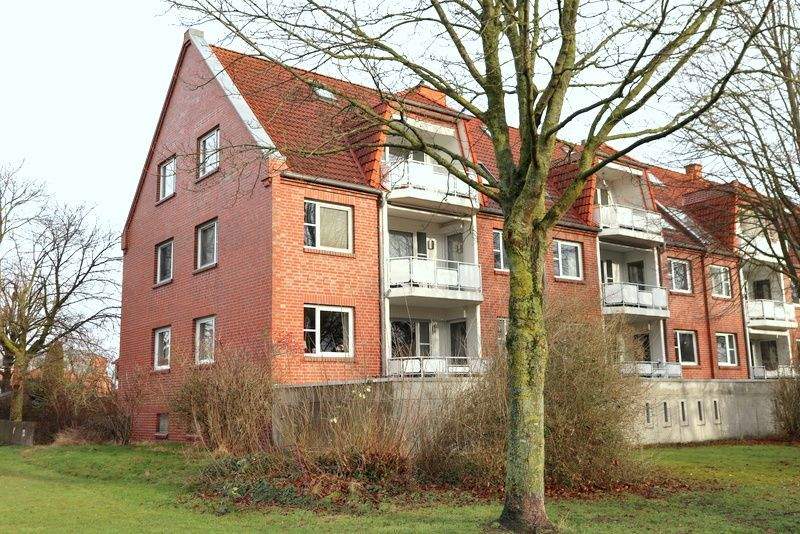 0 % Käuferprovision! Lichtdurchflutete, vermietete Eigentumswohnung mit Tiefgarage in ruhiger Lage! 3 zimmer