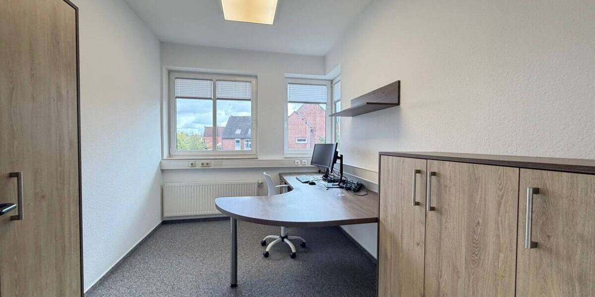 Gewerbeobjekt Stuhr Brinkum - 5 Zimmer, 85 m&sup2;, 750&euro; | Angebot:26703175