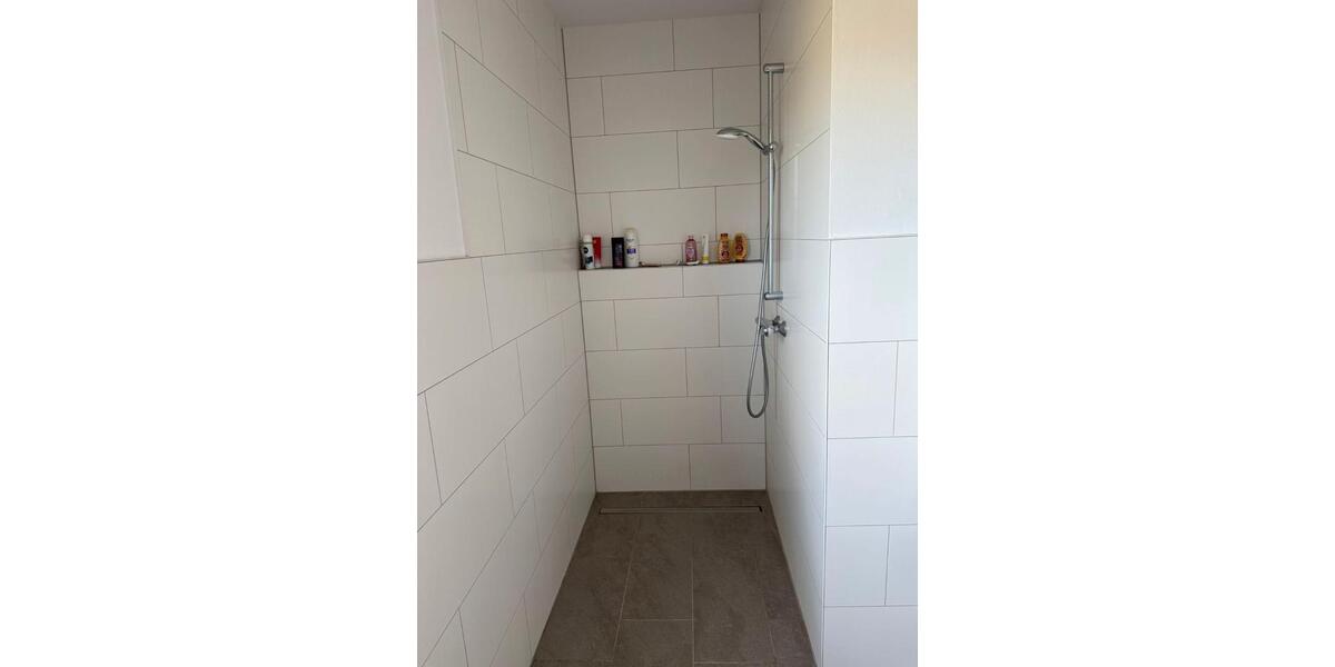 Dachgeschoßwohnung Berne - 2.5 Zimmer, 97 m&sup2;, 990&euro; | Angebot:26222967