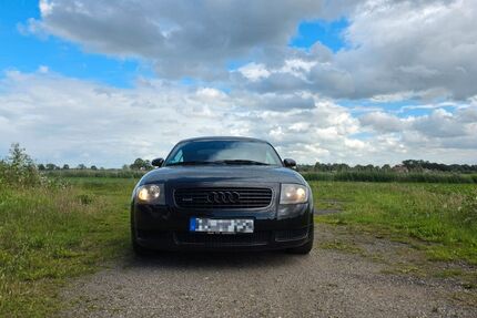 Audi TT 270.160 km 2.500 &euro; Bremen 28259