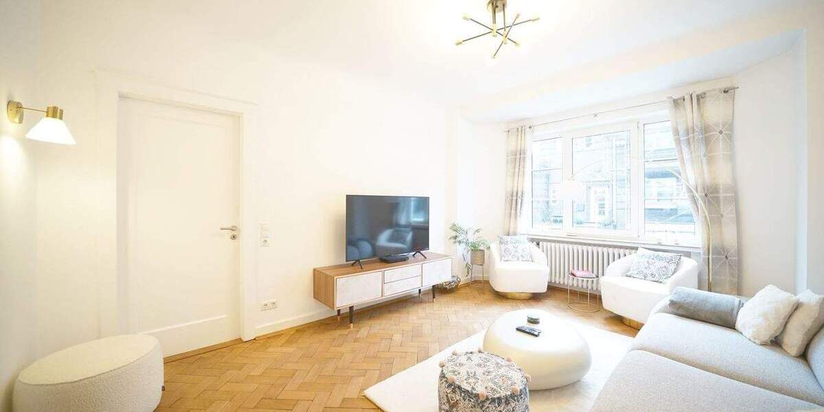 Reihenmittelhaus Bremen Schwachhausen - 8 Zimmer, 207 m&sup2;, 949.000&euro; | Angebot:25769345