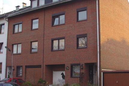 Haus Bremen Blumenthal - 7 Zimmer, 294 m&sup2;, 270.000&euro; | Angebot:26528630