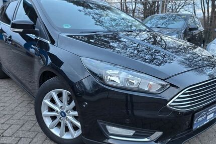 Ford Focus 122.958 km 7.999 &euro; Bremen 28237