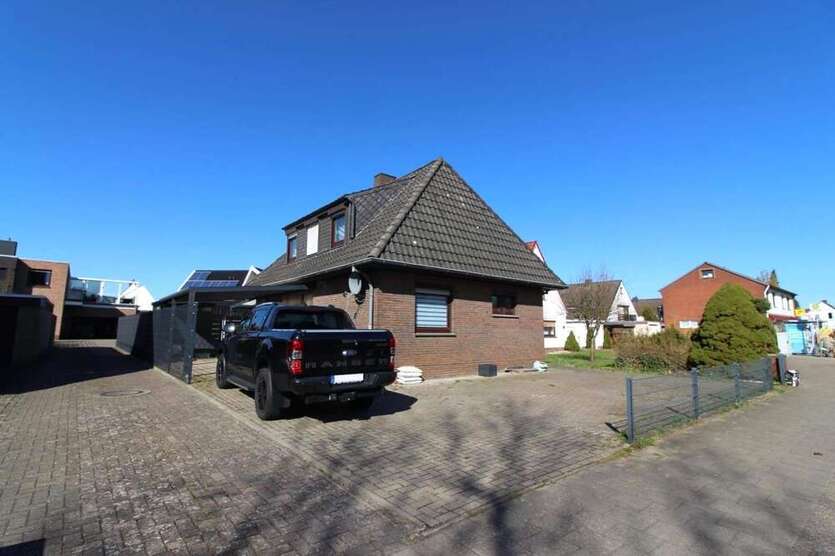 Haus zum Kaufen in Delmenhorst 259.000 € 99 m²
