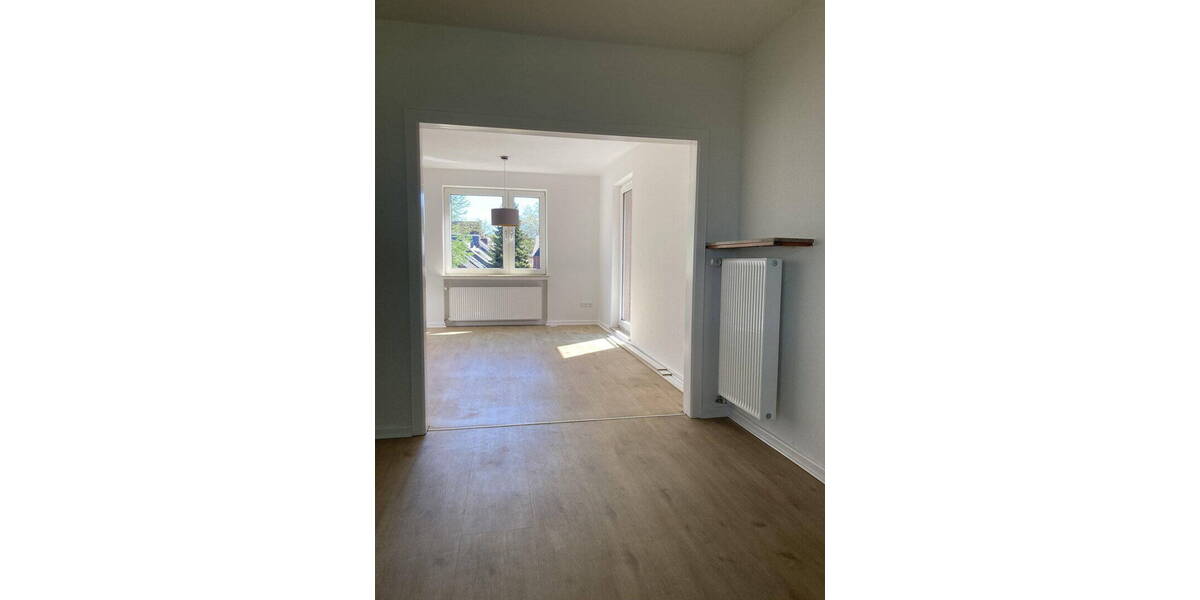 Etagenwohnung Bremen Altstadt - 3 Zimmer, 80 m&sup2;, 900&euro; | Angebot:26472806