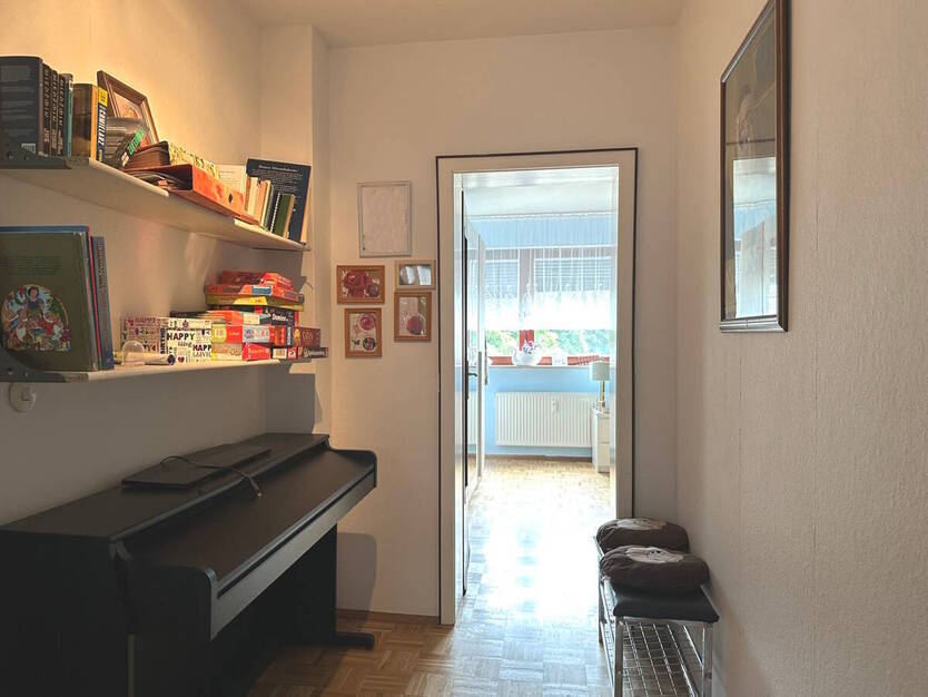 PURNHAGEN-IMMOBILIEN - 4-Zimmer-Eigentumswohnung mit Loggia und Tiefgaragenstellplatz in Bremen-Lesum 4 zimmer