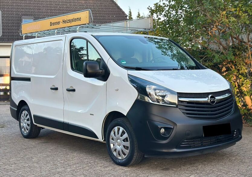 Opel Vivaro 60.000 km 10.900 € Oyten 28876