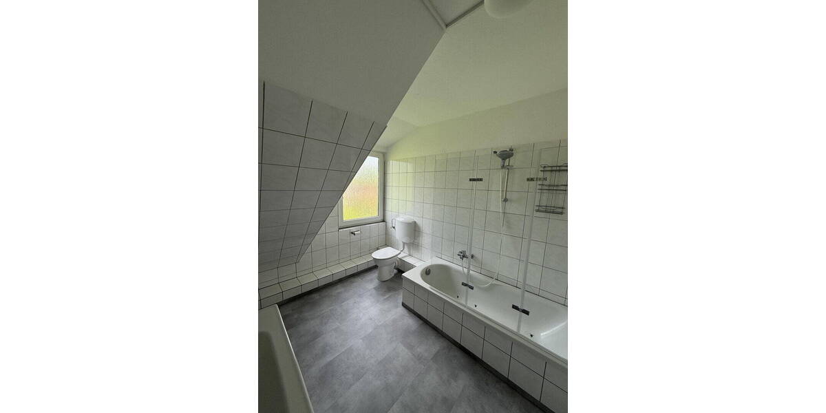 Etagenwohnung Bremen Osterholz - 3 Zimmer, 73 m&sup2;, 915&euro; | Angebot:26569364