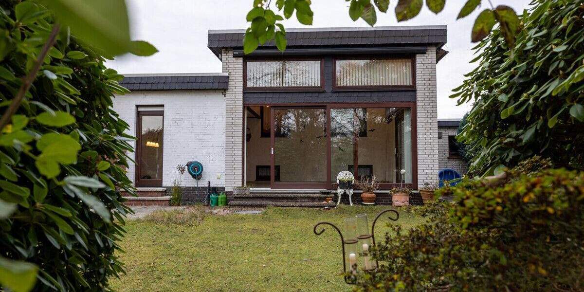 *** seltener SEEBLICK in einer der TOP LAGEN von GANDERKESEE HEIDE mit GARAGE und WINTERGARTEN *** 5 zimmer