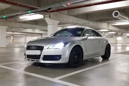 Audi TT 183.000 km 8.900 € Bremen 28755