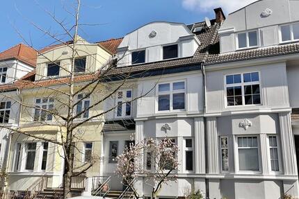 Wohnung Bremen Schwachhausen - 3 Zimmer, 92 m&sup2;, 900&euro; | Angebot:26674900