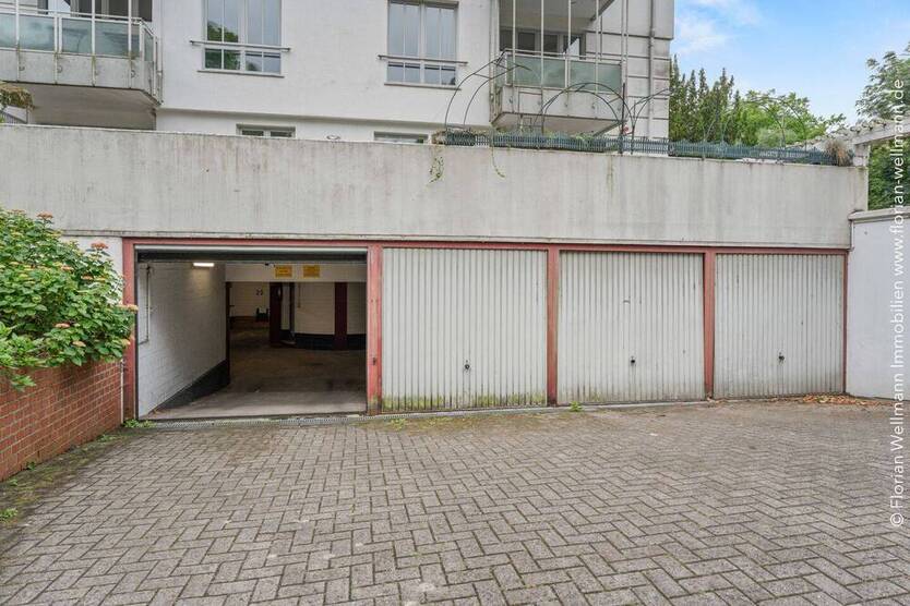 Bremen-Ostertor | Lichtdurchflutete AltbauWohnung mit großzügiger Terrasse und Garage am Osterdeich!