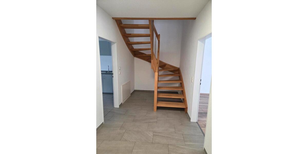 Maisonettenwohnung Hambergen - 3 Zimmer, 100 m&sup2;, 1.070&euro; | Angebot:24878342