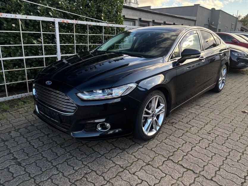 Ford Mondeo 156.000 km 11.900 € Bremen 28239