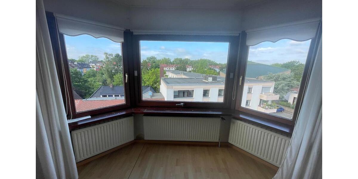 Dachgeschoßwohnung Bremen Hemelingen - 2.5 Zimmer, 70 m&sup2;, 179.000&euro; | Angebot:26865849