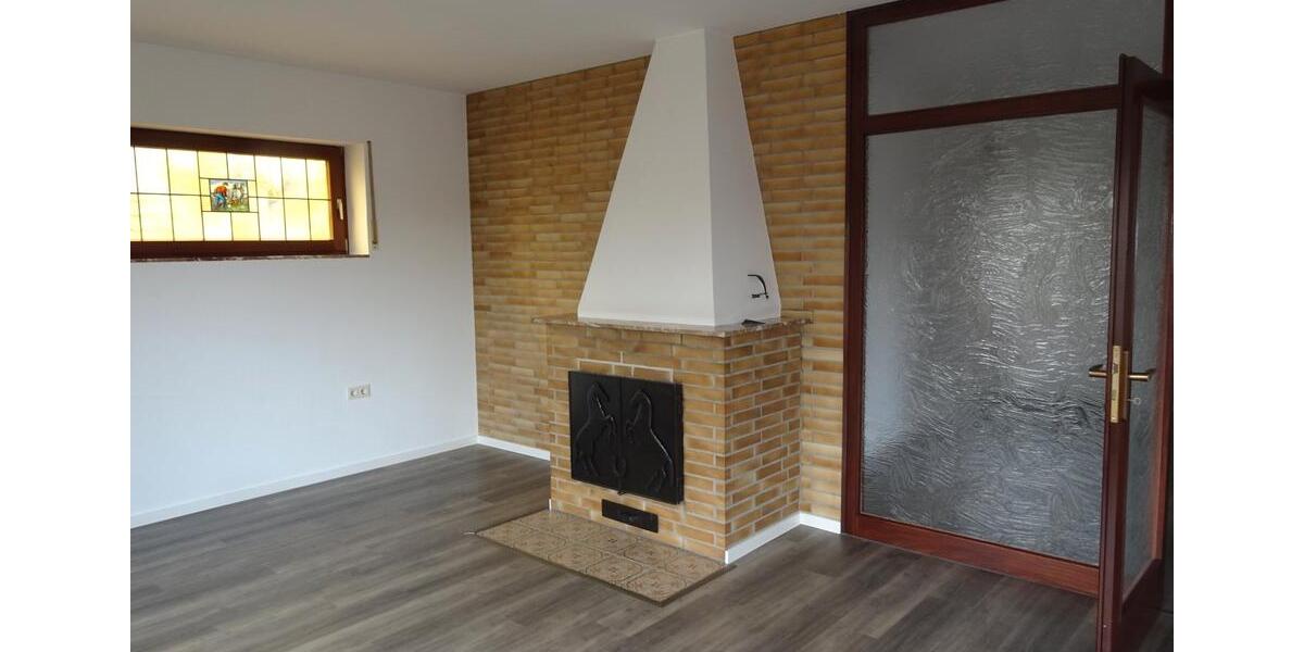 Etagenwohnung Bremen Burglesum - 4 Zimmer, 130 m&sup2;, 920&euro; | Angebot:26270828