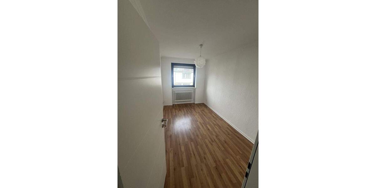 Reihenmittelhaus Delmenhorst Hasport/Annenheide - 5 Zimmer, 146 m&sup2;, 299.000&euro; | Angebot:25752271