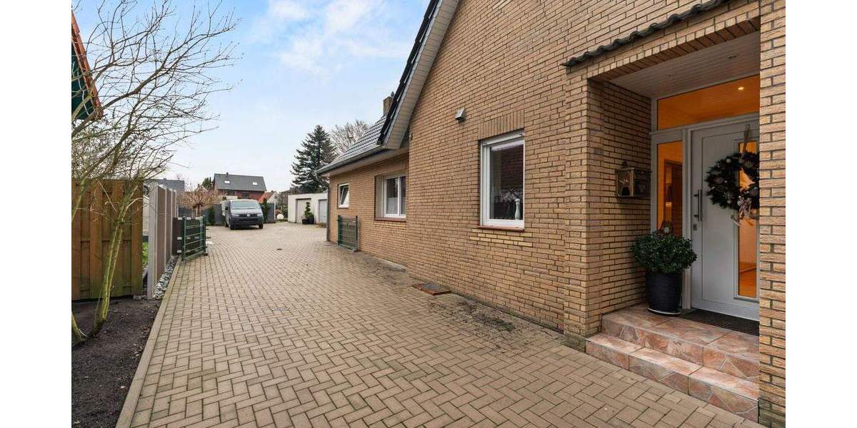 Einfamilienhaus Bassum Osterbinde - 9 Zimmer, 244 m&sup2;, 415.000&euro; | Angebot:25796677