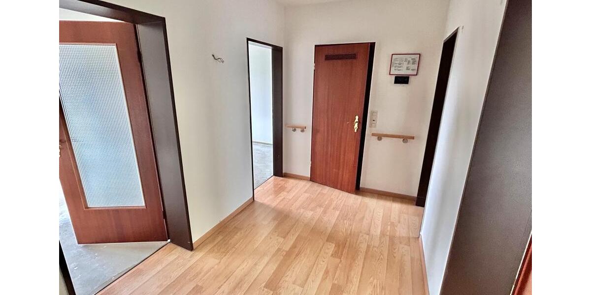 Reihenhaus Bremen Hemelingen - 6 Zimmer, 150 m&sup2;, 348.000&euro; | Angebot:27024459