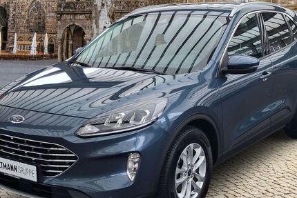 Ford Kuga 51.947 km 21.950 € Bremen 28207