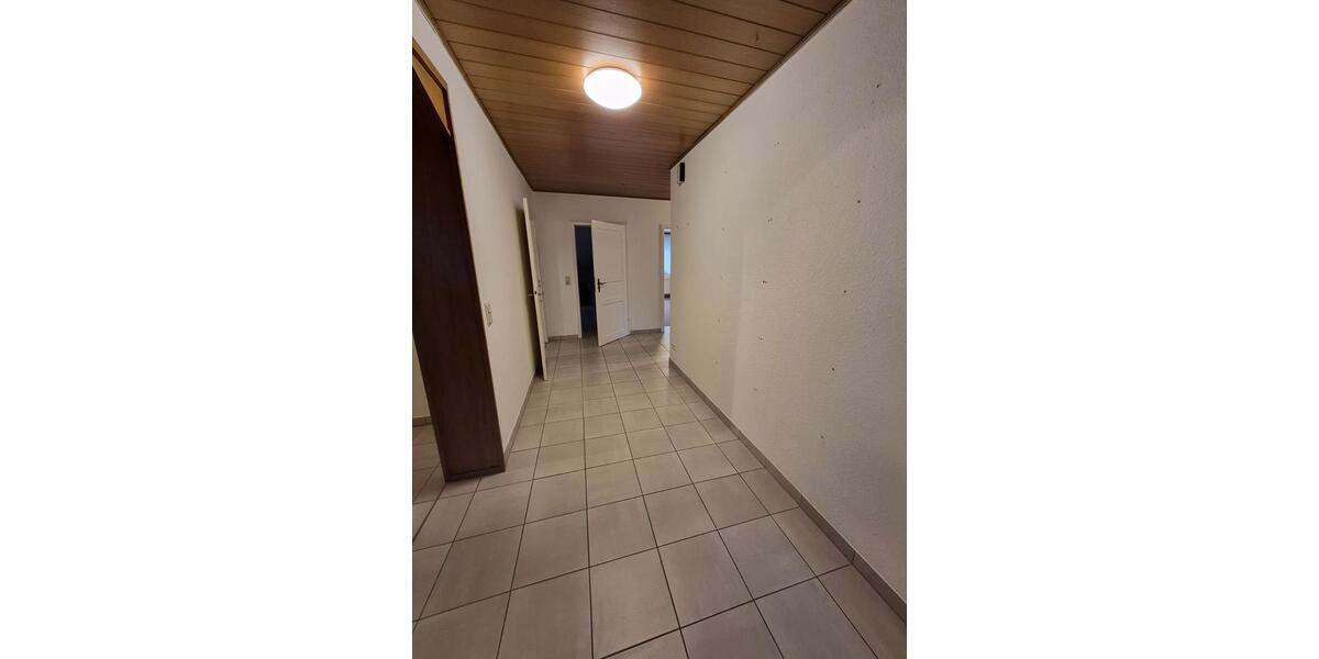 Erdgeschoßwohnung Hambergen - 4 Zimmer, 145 m&sup2;, 1.150&euro; | Angebot:26282961