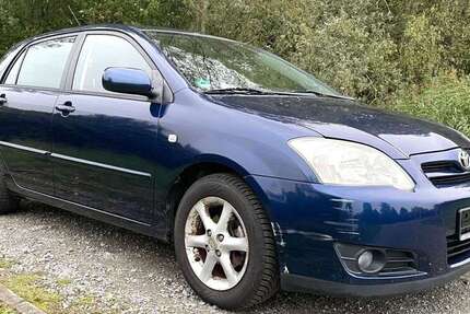 Toyota Corolla 101.000 km 3.290 € Bremen 28197